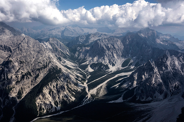 Blaueisumrahmung-Hochkalter
