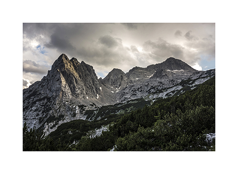 Blick auf die Grunduebelhoener auf der Reiter Alm