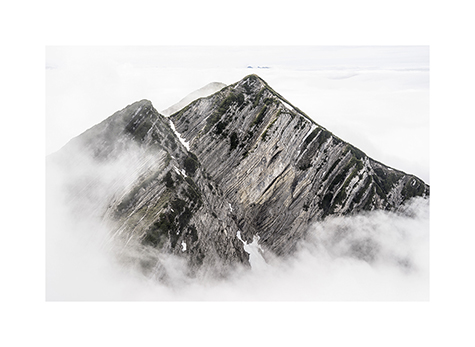 Die Gipfel der Reifelberge erhben sich aus dem Nebelmeer