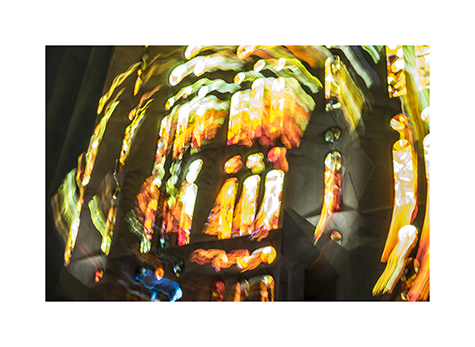 Sagrada Familia in Barcelona im Farbrausch